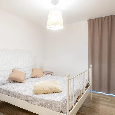 Montebello 아파트 *